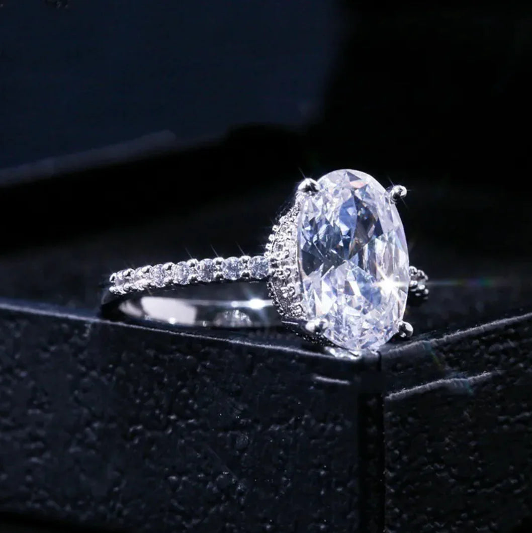 Zircon Platinum Ring