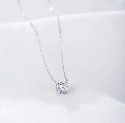 Zircon Round Pendant Necklace